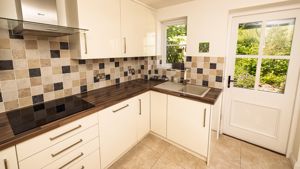 Photo 17- click for photo gallery